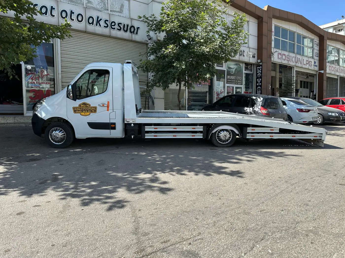 Orjinalci Oto Kurtarma boş çekici platformu Gaziantep sokağında