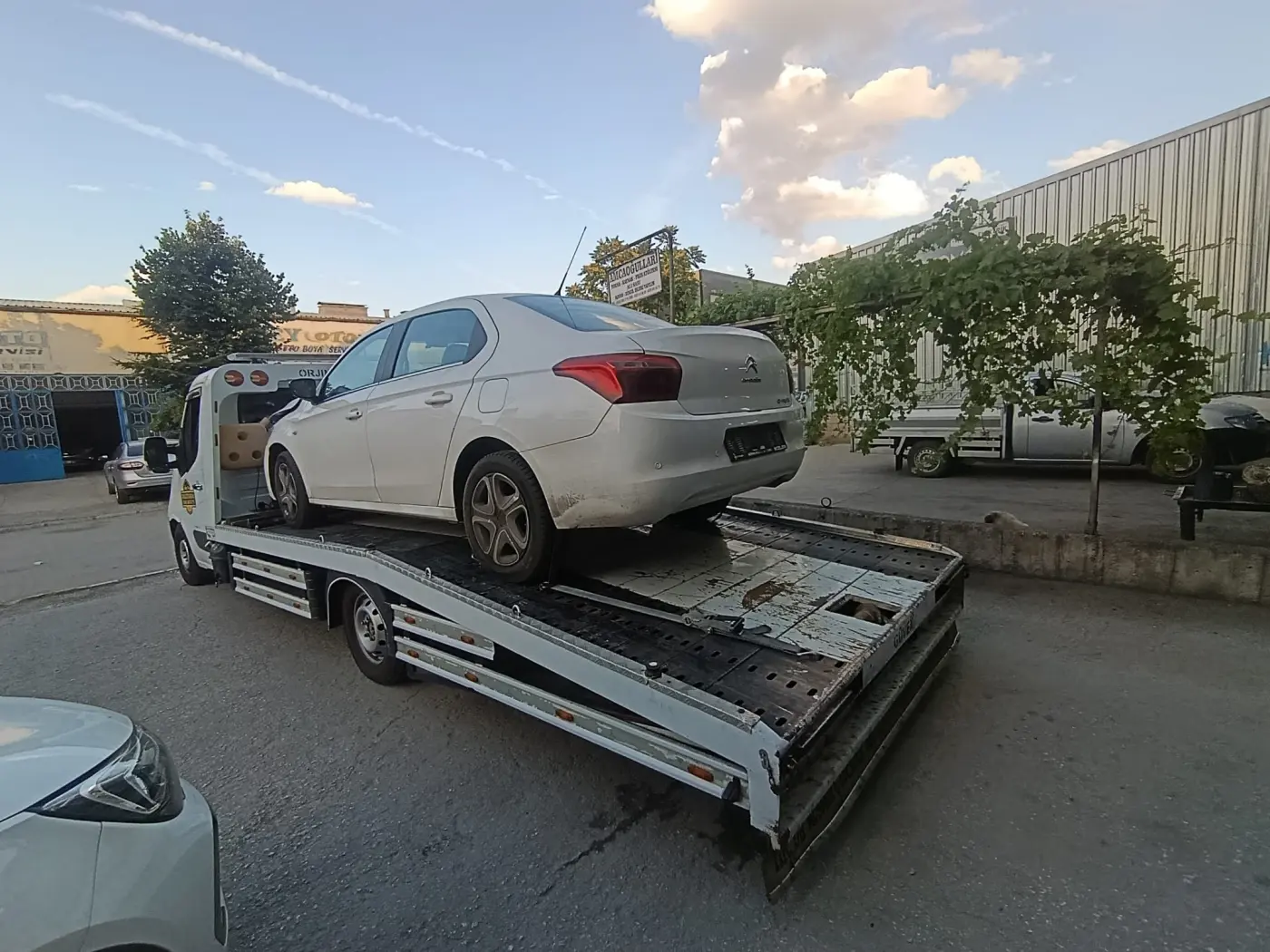 Gaziantep akşam saatlerinde oto kurtarma araç taşıma hizmeti